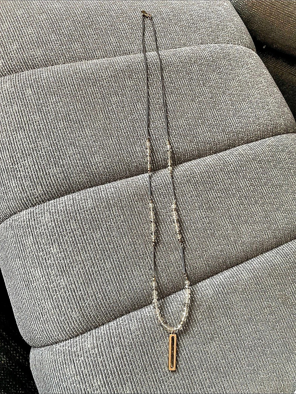 Banana Republic Beaded Pendant Necklace in Gold & Clear